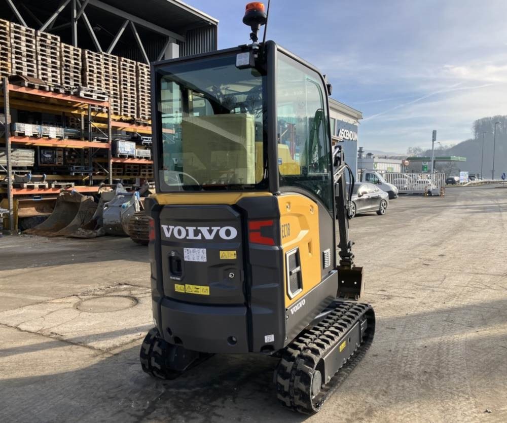 Volvo JEC18E Electric - Mini bager: slika 2 Volvo JEC18E Electric - Mini bager: slika 2