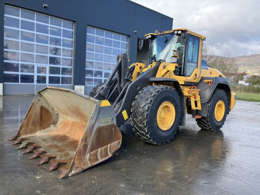 Volvo L120H - Utovarivač točkaš: slika 4 Volvo L120H - Utovarivač točkaš: slika 4