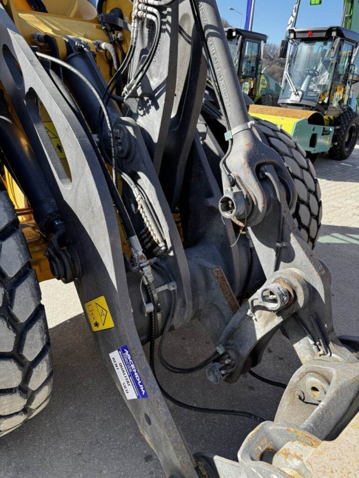 Volvo L90H - Utovarivač točkaš: slika 5 Volvo L90H - Utovarivač točkaš: slika 5