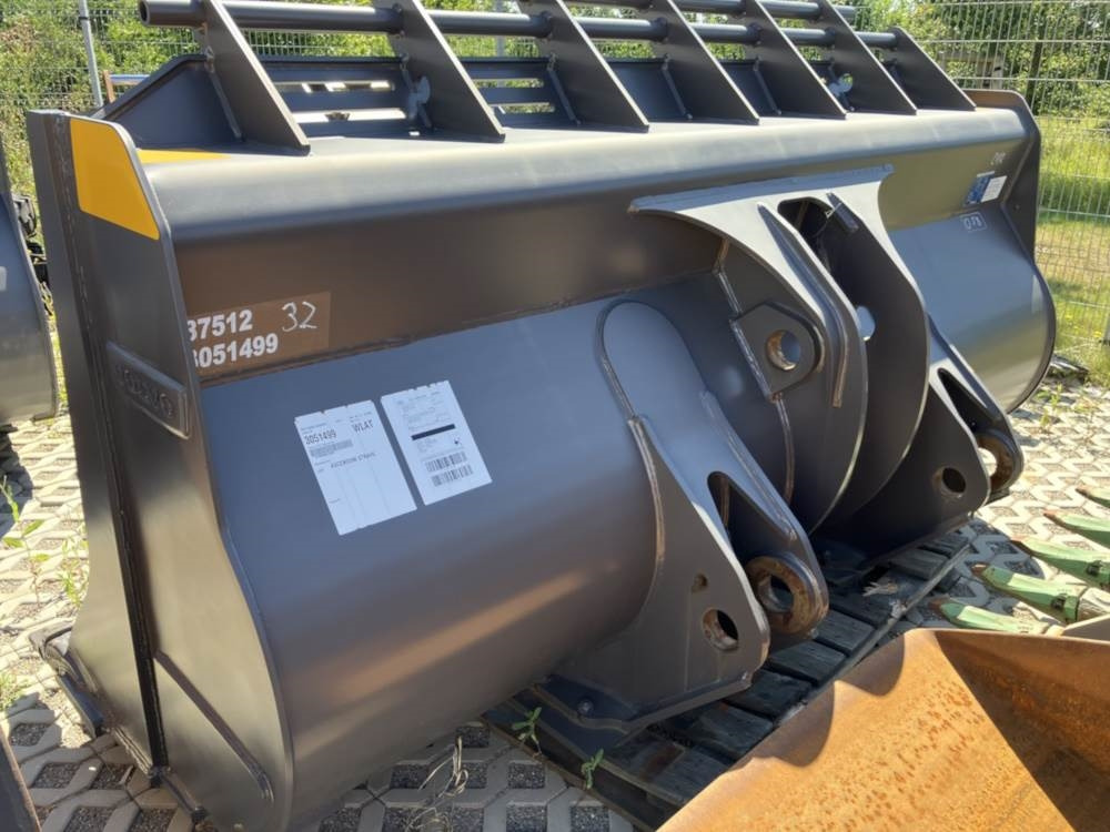 Volvo Schaufel mit Zähnen - Kašika: slika 2 Volvo Schaufel mit Zähnen - Kašika: slika 2