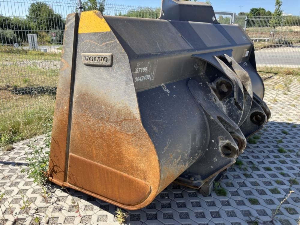 Volvo Schaufel mit Zähnen - Festanbau - Kašika: slika 3 Volvo Schaufel mit Zähnen - Festanbau - Kašika: slika 3