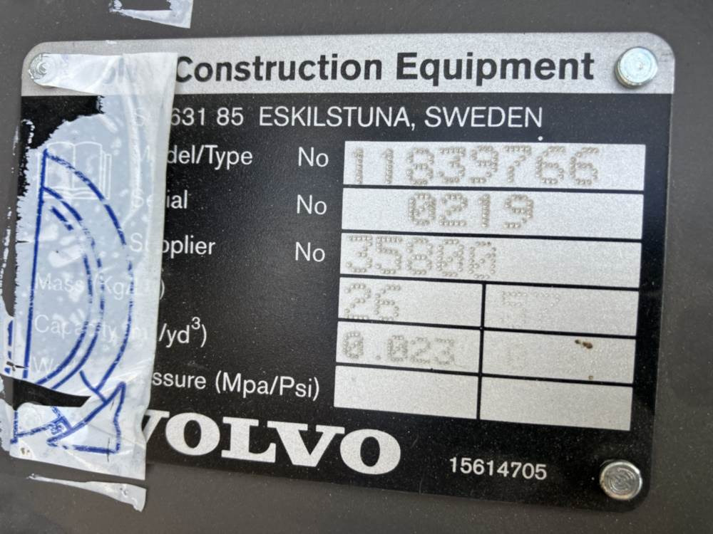 Volvo Tieflöffel mit Zähnen - Festanbau - Bager utovarivač: slika 4 Volvo Tieflöffel mit Zähnen - Festanbau - Bager utovarivač: slika 4
