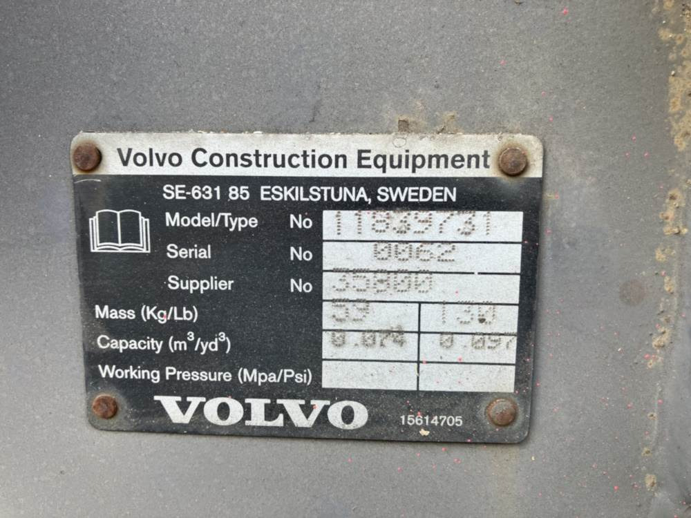 Volvo Tieflöffel mit Zähnen - Festanbau - Bager utovarivač: slika 4 Volvo Tieflöffel mit Zähnen - Festanbau - Bager utovarivač: slika 4