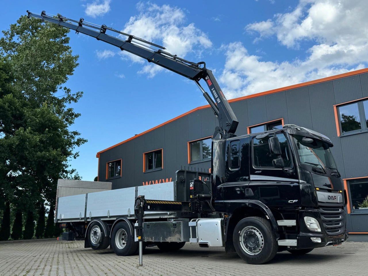DAF CF 450 FAN 6x2 Pritsche mit Kran HIAB 188 E-6 - Kamion sa dizalicom: slika 1 DAF CF 450 FAN 6x2 Pritsche mit Kran HIAB 188 E-6 - Kamion sa dizalicom: slika 1