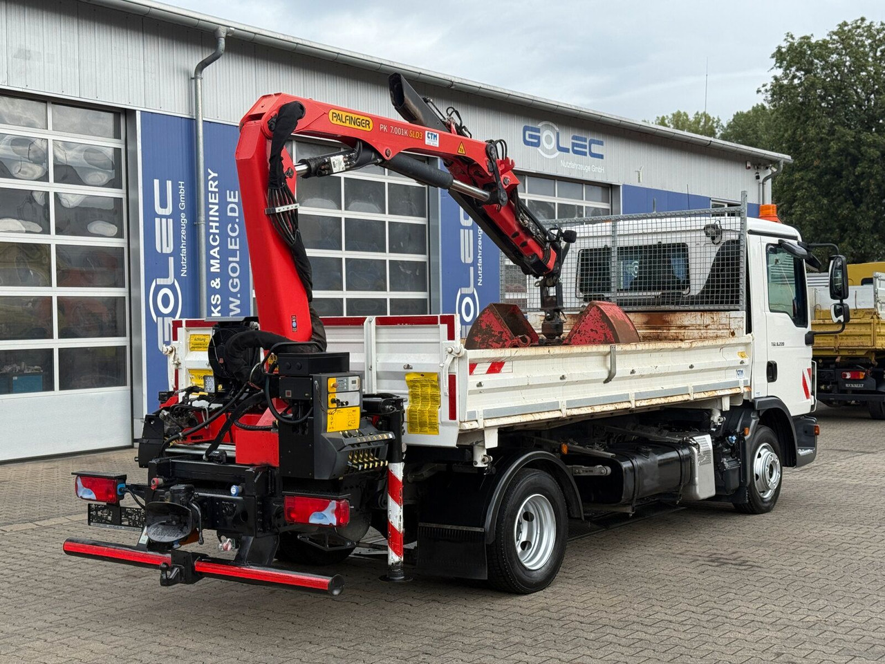 MAN TGL 8.220 4x2 Kipper Kran Palfinger 7.001-K A - Kamion sa dizalicom, Istovarivač: slika 3 MAN TGL 8.220 4x2 Kipper Kran Palfinger 7.001-K A - Kamion sa dizalicom, Istovarivač: slika 3