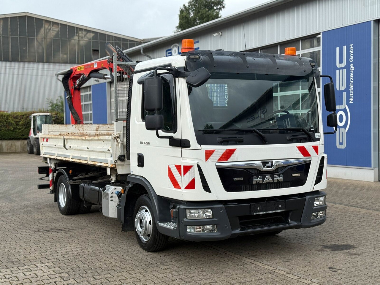 MAN TGL 8.220 4x2 Kipper Kran Palfinger 7.001-K A - Kamion sa dizalicom, Istovarivač: slika 1 MAN TGL 8.220 4x2 Kipper Kran Palfinger 7.001-K A - Kamion sa dizalicom, Istovarivač: slika 1