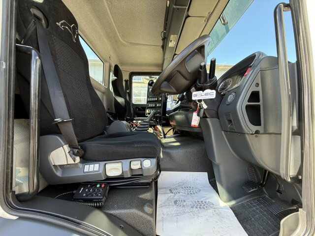 MAN TGM 18.290 4x2 Kehrmaschine FAUN Viajet 7 RH - Autočistilica: slika 2 MAN TGM 18.290 4x2 Kehrmaschine FAUN Viajet 7 RH - Autočistilica: slika 2