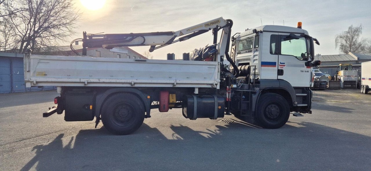 MAN TGS 18.480 4x4H Winter. Kipper Kran PALFINGER 12 - Istovarivač, Kamion sa dizalicom: slika 3 MAN TGS 18.480 4x4H Winter. Kipper Kran PALFINGER 12 - Istovarivač, Kamion sa dizalicom: slika 3