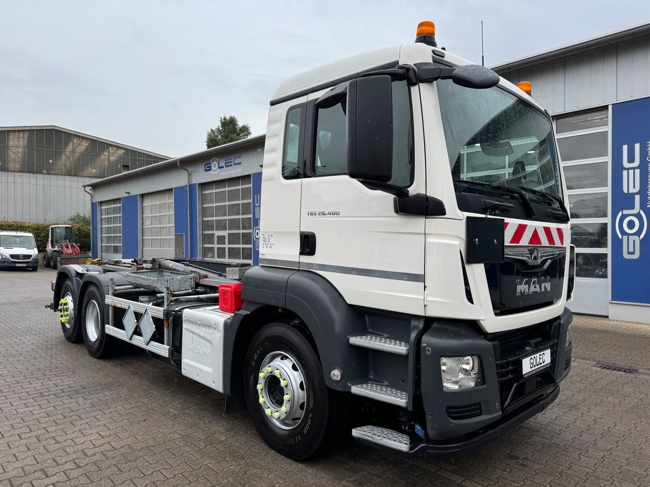 MAN TGS 26.400 6x2-4 Abrollkipper Lift-Lenkachse - Kamion sa hidrauličnom kukom, Kamion sa dizalicom: slika 1 MAN TGS 26.400 6x2-4 Abrollkipper Lift-Lenkachse - Kamion sa hidrauličnom kukom, Kamion sa dizalicom: slika 1