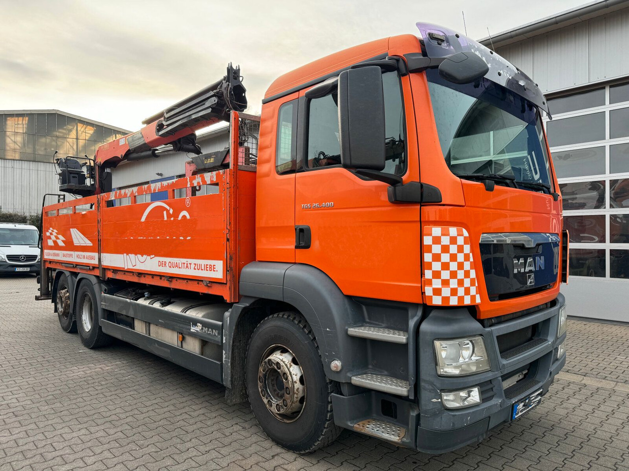 MAN TGS 26.400 6x2 Pritsche Kran Palfinger PK 18001L - Kamion sa dizalicom: slika 1 MAN TGS 26.400 6x2 Pritsche Kran Palfinger PK 18001L - Kamion sa dizalicom: slika 1