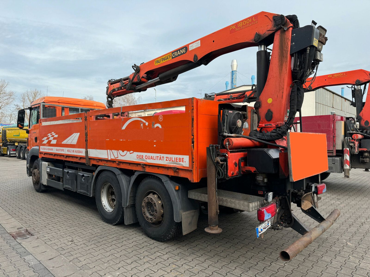MAN TGS 26.400 6x2 Pritsche Kran Palfinger PK 18001L - Kamion sa tovarnim sandukom, Kamion sa dizalicom: slika 4 MAN TGS 26.400 6x2 Pritsche Kran Palfinger PK 18001L - Kamion sa tovarnim sandukom, Kamion sa dizalicom: slika 4