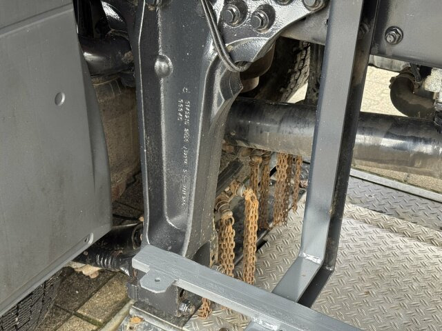 MAN TGS 28.400 6x4-4 Kipper Kran Palfinger PK9002 - Istovarivač, Kamion sa dizalicom: slika 4 MAN TGS 28.400 6x4-4 Kipper Kran Palfinger PK9002 - Istovarivač, Kamion sa dizalicom: slika 4