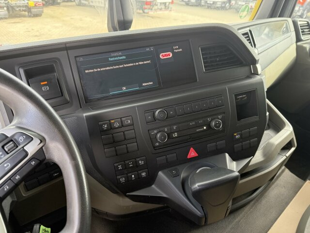 MAN TGS 32.470 8x4 Muldenkipper Schmitz elekt. Plane - Istovarivač: slika 3 MAN TGS 32.470 8x4 Muldenkipper Schmitz elekt. Plane - Istovarivač: slika 3