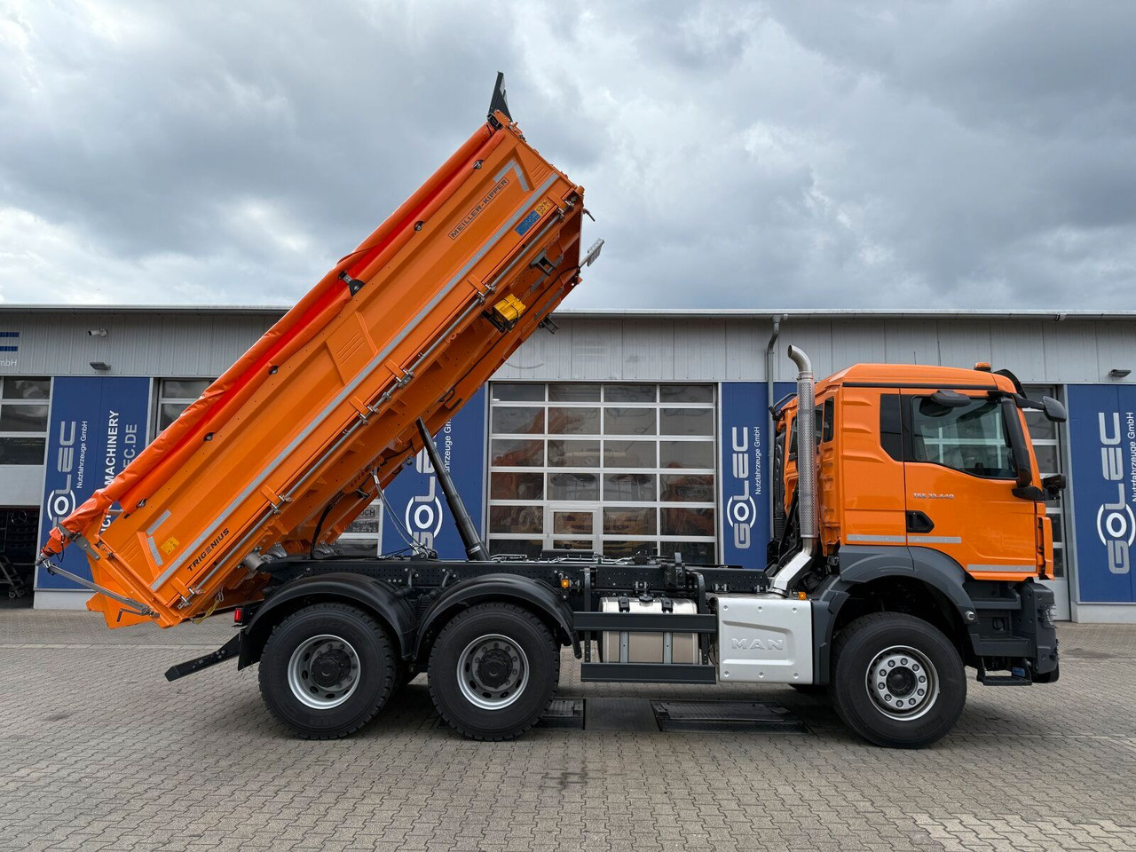 MAN TGS 33.440 6x4 Kipper MEILLER Bordmatik Frontpl. - Istovarivač: slika 4 MAN TGS 33.440 6x4 Kipper MEILLER Bordmatik Frontpl. - Istovarivač: slika 4