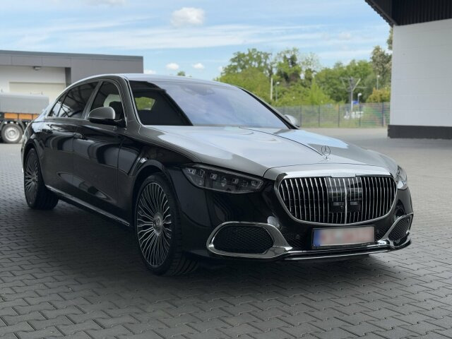 Maybach Mercedes Benz S680 Maybach V12 High-End -Paket - Limuzina: slika 1 Maybach Mercedes Benz S680 Maybach V12 High-End -Paket - Limuzina: slika 1
