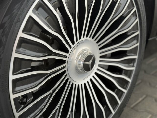 Maybach Mercedes Benz S680 Maybach V12 High-End -Paket - Limuzina: slika 2 Maybach Mercedes Benz S680 Maybach V12 High-End -Paket - Limuzina: slika 2