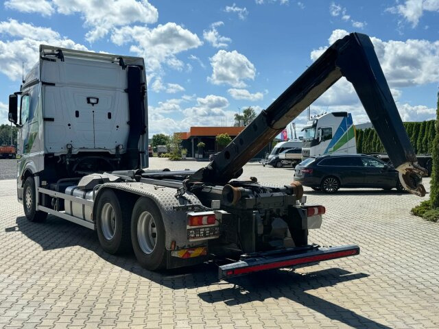 Mercedes-Benz ACTROS 2658 6x2 Abrollkipper MEILLER RK 26.67K - Kamion sa hidrauličnom kukom: slika 4 Mercedes-Benz ACTROS 2658 6x2 Abrollkipper MEILLER RK 26.67K - Kamion sa hidrauličnom kukom: slika 4