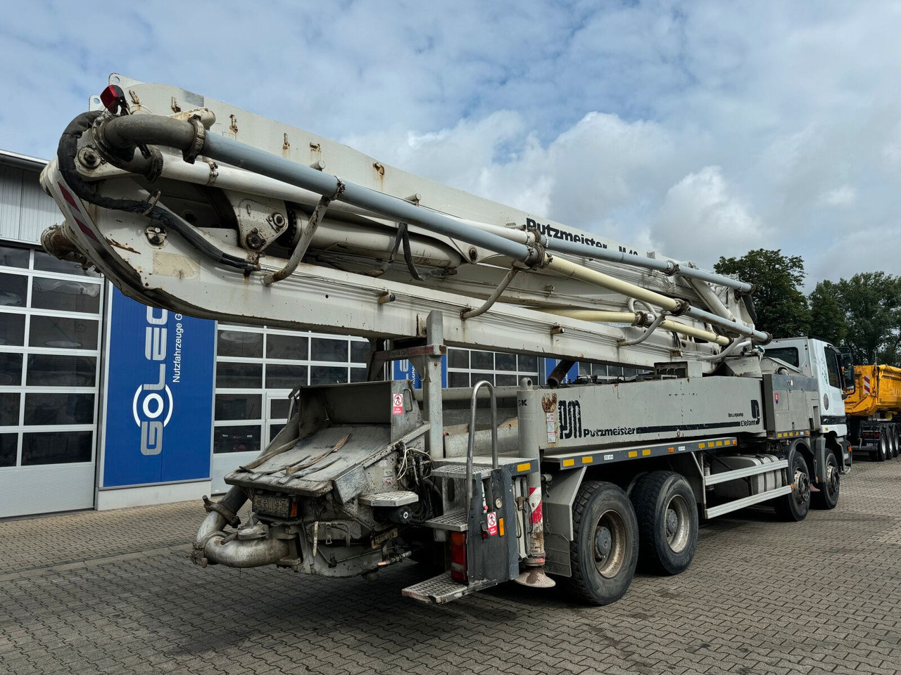 Mercedes-Benz ACTROS 3240 8x4 Betonpumpe PUTZMEISTER BSF 42 M - Auto pumpa za beton: slika 5 Mercedes-Benz ACTROS 3240 8x4 Betonpumpe PUTZMEISTER BSF 42 M - Auto pumpa za beton: slika 5