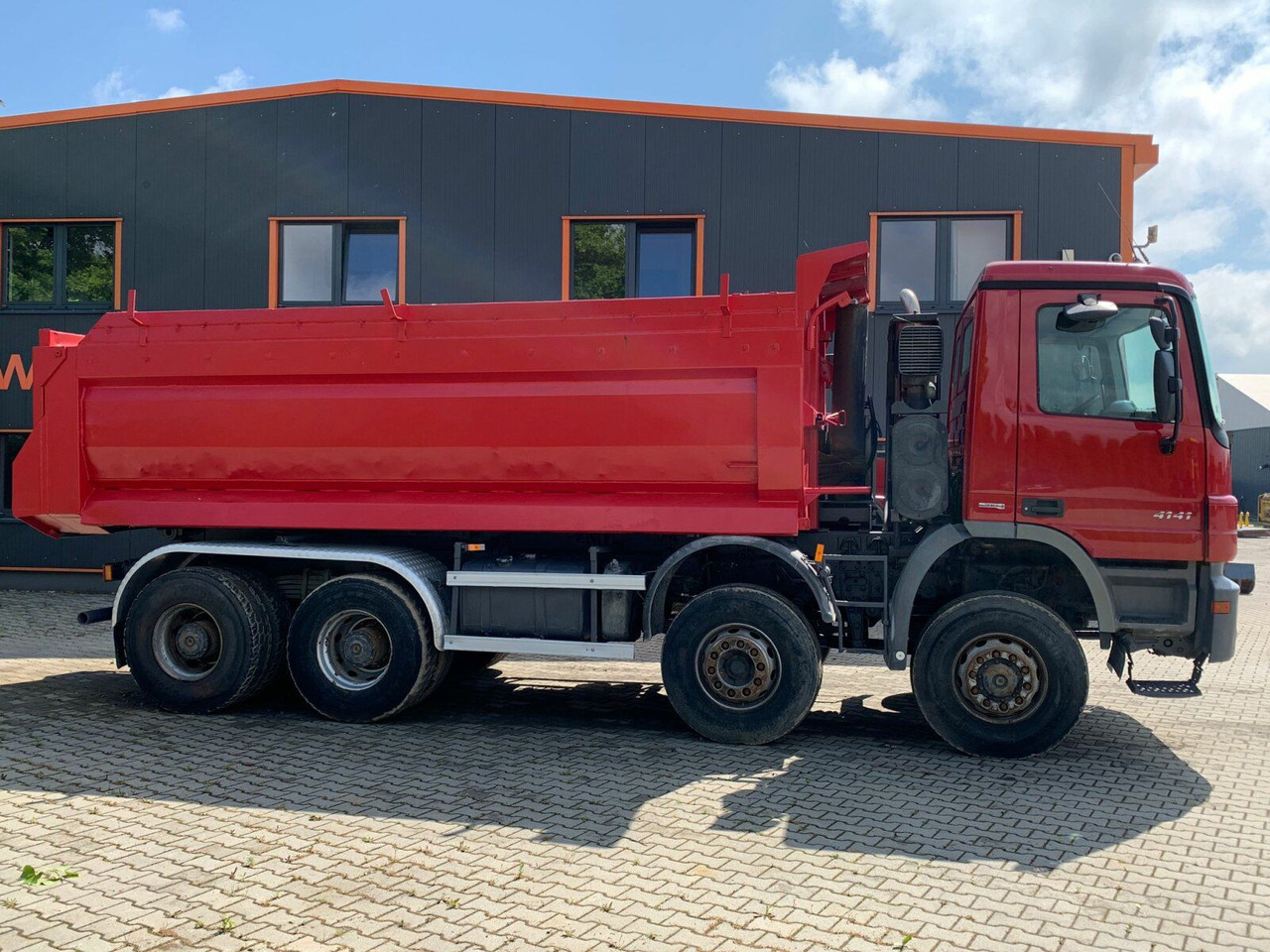 Mercedes-Benz ACTROS 4141 EURO4 8x8 Muldenkipper - Istovarivač: slika 4 Mercedes-Benz ACTROS 4141 EURO4 8x8 Muldenkipper - Istovarivač: slika 4