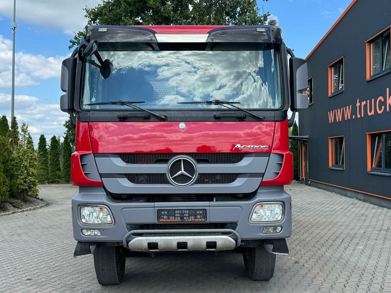 Mercedes-Benz ACTROS 4144 8x6 EURO5 Kipper mit Bordmatik - Istovarivač: slika 3 Mercedes-Benz ACTROS 4144 8x6 EURO5 Kipper mit Bordmatik - Istovarivač: slika 3