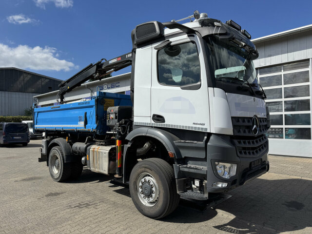 Mercedes-Benz AROCS 1846 4x4 Kipper Kran HIAB 108 Greifer - Istovarivač, Kamion sa dizalicom: slika 1 Mercedes-Benz AROCS 1846 4x4 Kipper Kran HIAB 108 Greifer - Istovarivač, Kamion sa dizalicom: slika 1