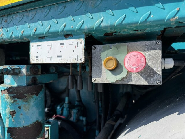 Mercedes-Benz AROCS 2844 6x4 Euro 6 Betonpumpe SERMAC 5Z33 - Auto pumpa za beton: slika 5 Mercedes-Benz AROCS 2844 6x4 Euro 6 Betonpumpe SERMAC 5Z33 - Auto pumpa za beton: slika 5