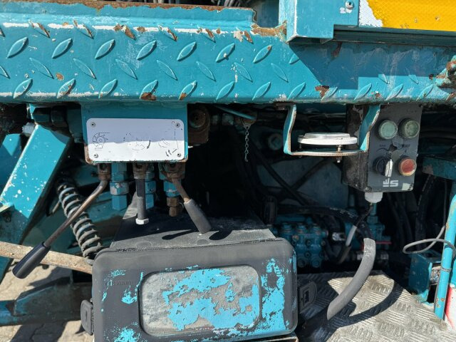 Mercedes-Benz AROCS 2844 6x4 Euro 6 Betonpumpe SERMAC 5Z33 - Auto pumpa za beton: slika 4 Mercedes-Benz AROCS 2844 6x4 Euro 6 Betonpumpe SERMAC 5Z33 - Auto pumpa za beton: slika 4