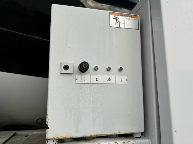 Mercedes-Benz AROCS 3243 8x4 Euro 6 Pumi Putzmeister TMM 24-3 - Auto pumpa za beton: slika 4 Mercedes-Benz AROCS 3243 8x4 Euro 6 Pumi Putzmeister TMM 24-3 - Auto pumpa za beton: slika 4