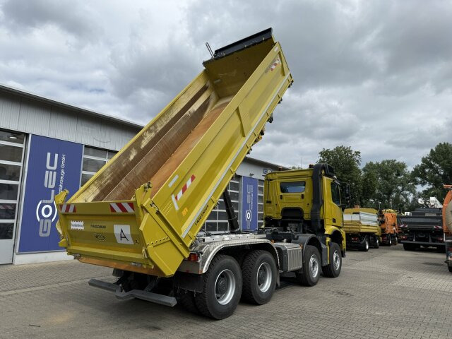 Mercedes-Benz AROCS 3248 8x4 Euro 6 Meiller Kipper Bordmatik - Istovarivač: slika 2 Mercedes-Benz AROCS 3248 8x4 Euro 6 Meiller Kipper Bordmatik - Istovarivač: slika 2