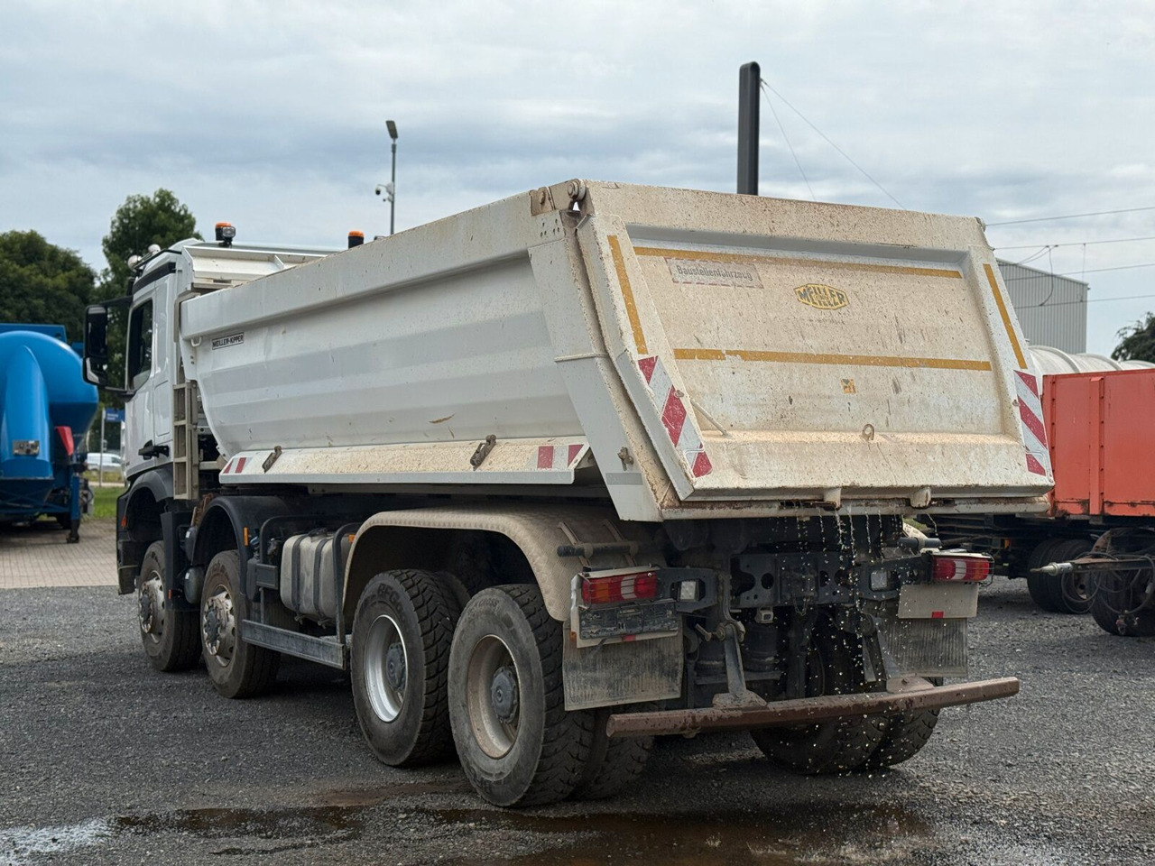 Mercedes-Benz AROCS 4145 8x8 Meiller Muldenkipper - Istovarivač: slika 5 Mercedes-Benz AROCS 4145 8x8 Meiller Muldenkipper - Istovarivač: slika 5