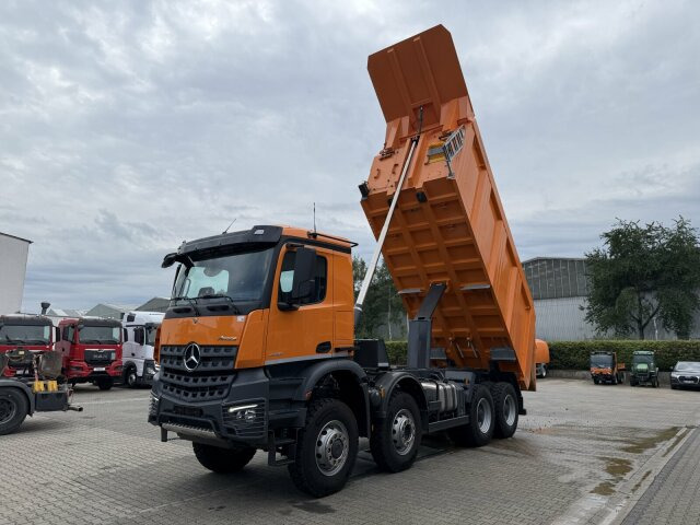 Mercedes-Benz AROCS 4851 8x6 Euro 6 Gesteinkipper MEILLER 25m³ - Istovarivač: slika 4 Mercedes-Benz AROCS 4851 8x6 Euro 6 Gesteinkipper MEILLER 25m³ - Istovarivač: slika 4