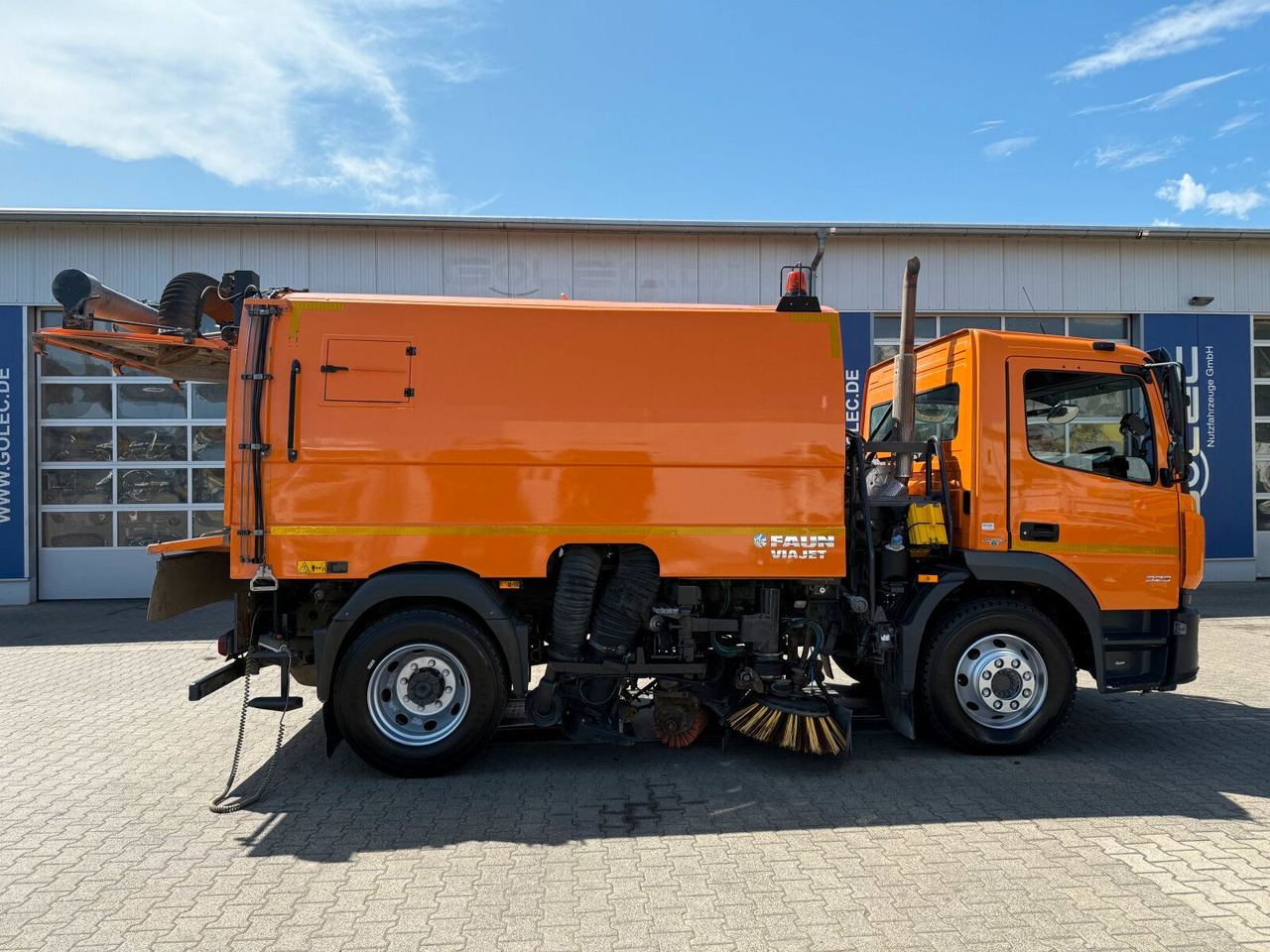 Mercedes-Benz ATEGO 1323 4x2 Kehrmaschine FAUN Viajet 6R/H - Autočistilica: slika 5 Mercedes-Benz ATEGO 1323 4x2 Kehrmaschine FAUN Viajet 6R/H - Autočistilica: slika 5