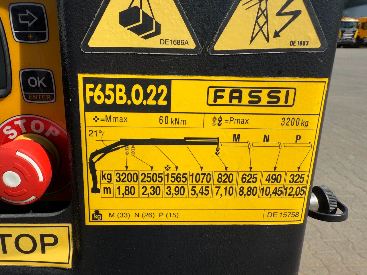 Kamion sa dizalicom Mercedes-Benz ATEGO 818 4x2 Euro 6 Kipper Kran FASSI F65B.0.22: slika 24