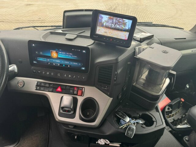 Mercedes-Benz Arocs 3253 8x4 Abrollkipper Kran Palfinger 37002 - Kamion sa hidrauličnom kukom, Kamion sa dizalicom: slika 3 Mercedes-Benz Arocs 3253 8x4 Abrollkipper Kran Palfinger 37002 - Kamion sa hidrauličnom kukom, Kamion sa dizalicom: slika 3