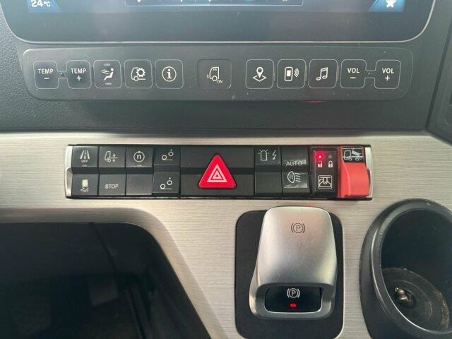 Mercedes-Benz Arocs 3253 8x4 Abrollkipper Kran Palfinger 37002 - Kamion sa hidrauličnom kukom, Kamion sa dizalicom: slika 5 Mercedes-Benz Arocs 3253 8x4 Abrollkipper Kran Palfinger 37002 - Kamion sa hidrauličnom kukom, Kamion sa dizalicom: slika 5