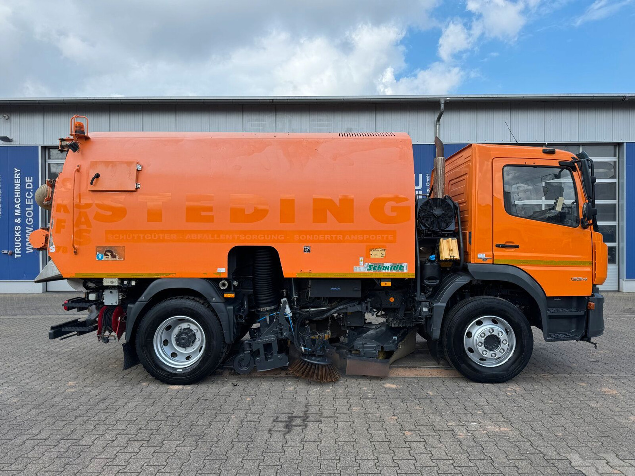 Mercedes-Benz Atego 1324 4x2 Kehrmaschine Schmidt SKF S7B 7 m³ - Autočistilica: slika 3 Mercedes-Benz Atego 1324 4x2 Kehrmaschine Schmidt SKF S7B 7 m³ - Autočistilica: slika 3
