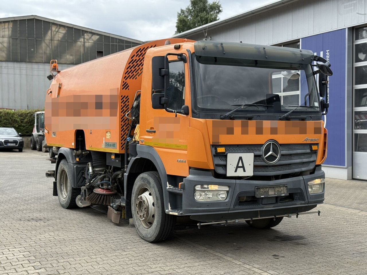 Mercedes-Benz Atego 1324 4x2 Kehrmaschine Schmidt SKF S7B 7 m³ - Autočistilica: slika 1 Mercedes-Benz Atego 1324 4x2 Kehrmaschine Schmidt SKF S7B 7 m³ - Autočistilica: slika 1