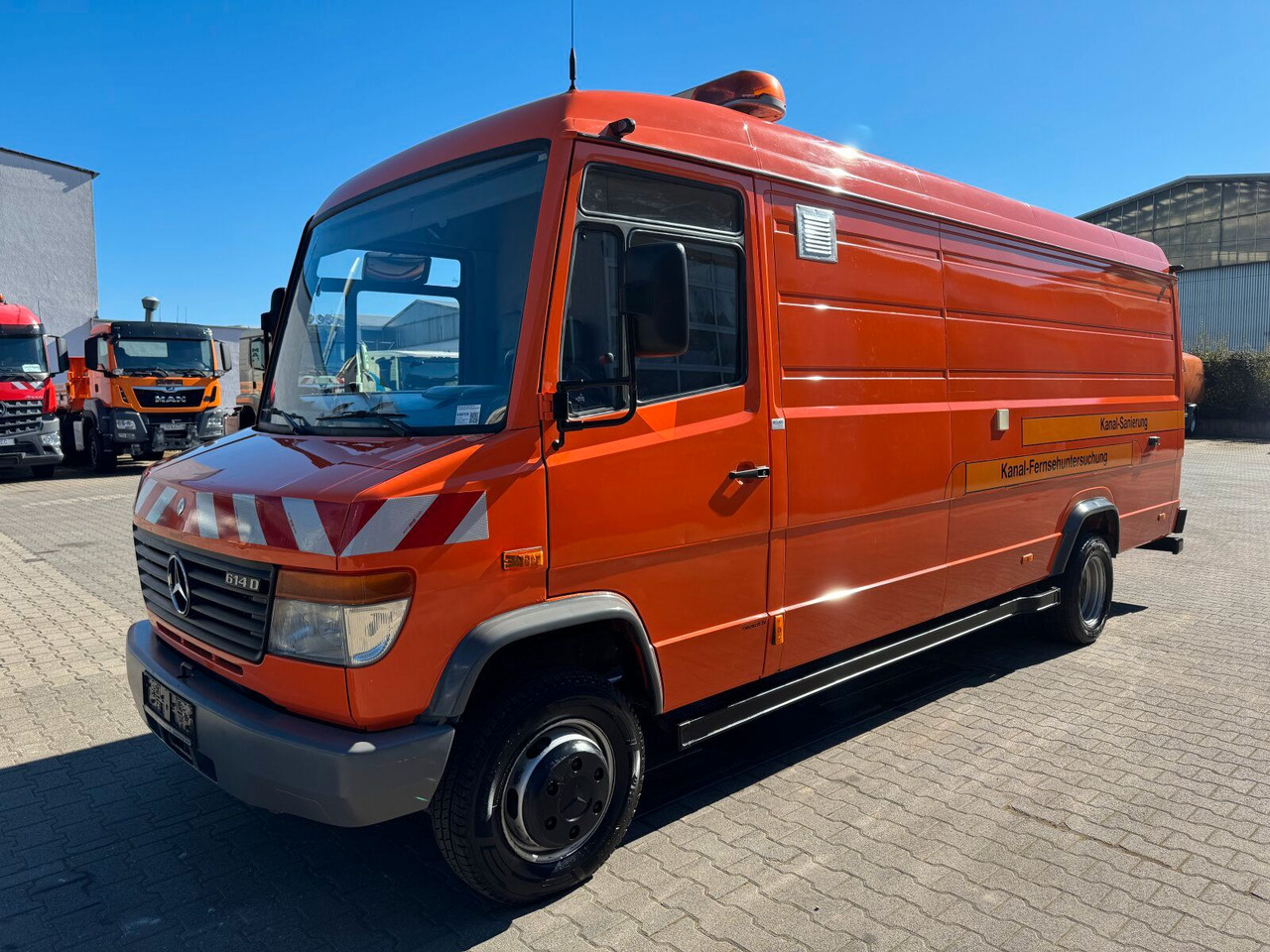 Mercedes-Benz Vario 614D TV Inspektionsanl RCA RAUSCH ELKA 600 - Vakuumska cisterna: slika 2 Mercedes-Benz Vario 614D TV Inspektionsanl RCA RAUSCH ELKA 600 - Vakuumska cisterna: slika 2