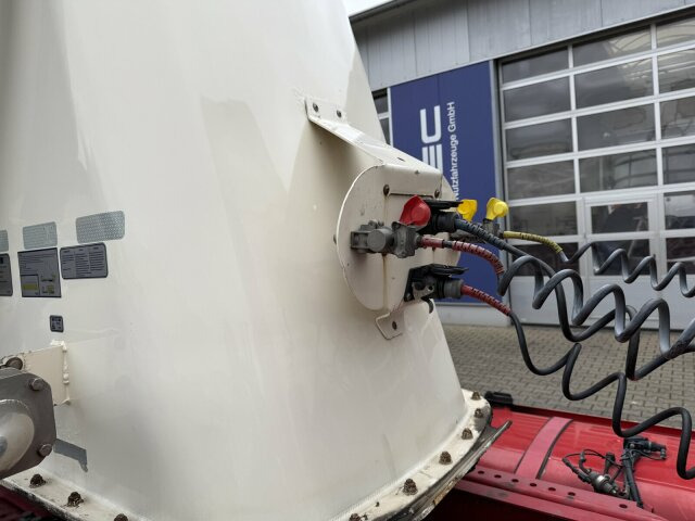 O.ME.P.S Silo Auflieger 55 m³ 3 Achse - Silo cisterna: slika 4 O.ME.P.S Silo Auflieger 55 m³ 3 Achse - Silo cisterna: slika 4
