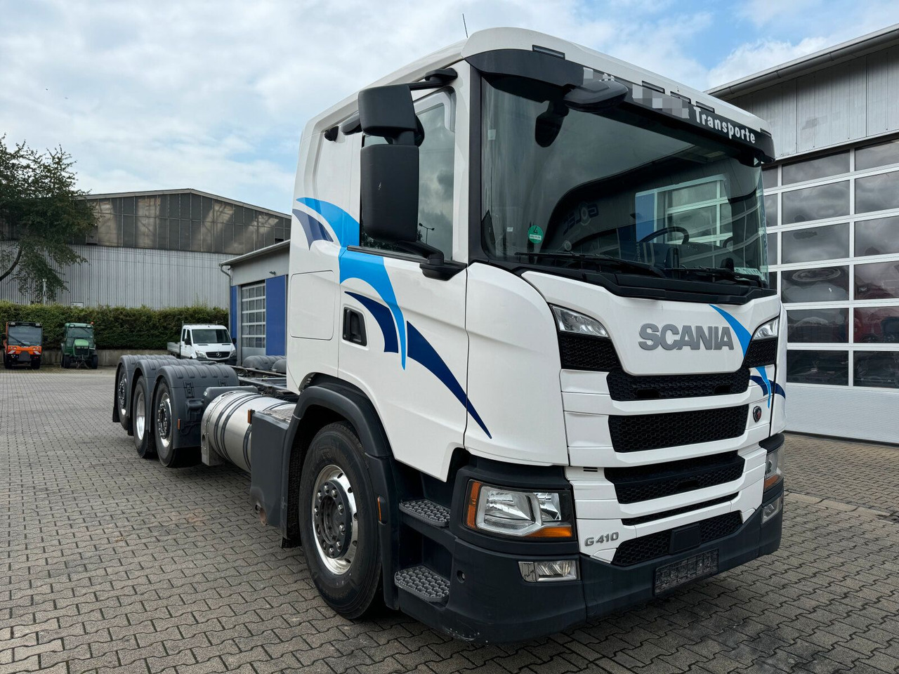 Scania G 410 B8x2*6 NB LNG Fahrgestell Nebenantrieb - Kamion cisterna, Kamion sa dizalicom: slika 1 Scania G 410 B8x2*6 NB LNG Fahrgestell Nebenantrieb - Kamion cisterna, Kamion sa dizalicom: slika 1