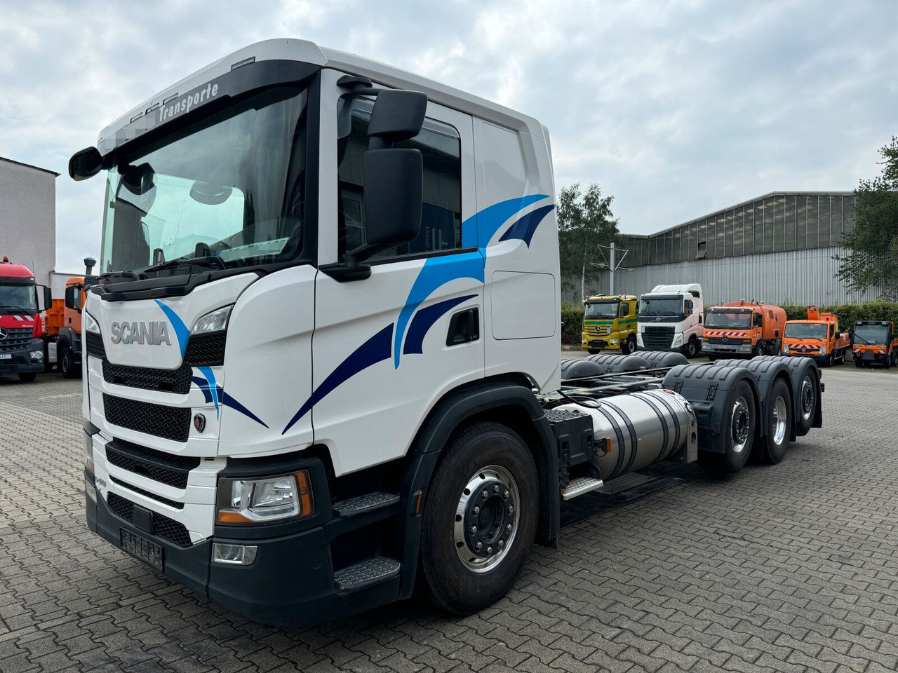 Scania G 410 B8x2*6 NB LNG Fahrgestell Nebenantrieb - Kamion cisterna, Kamion sa dizalicom: slika 2 Scania G 410 B8x2*6 NB LNG Fahrgestell Nebenantrieb - Kamion cisterna, Kamion sa dizalicom: slika 2