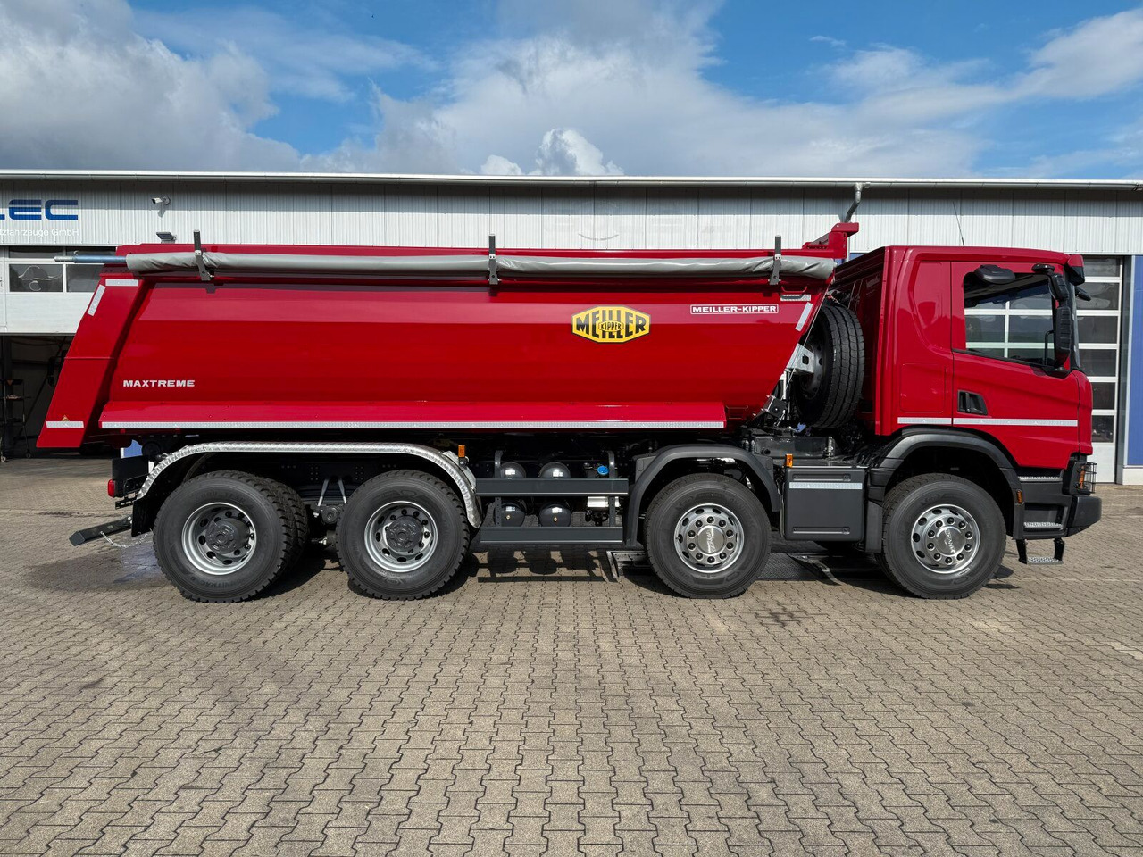 Scania P 420 8x4 Kipper Meiller Euro 6 - Kamion za utovaranje kontejnera: slika 3 Scania P 420 8x4 Kipper Meiller Euro 6 - Kamion za utovaranje kontejnera: slika 3