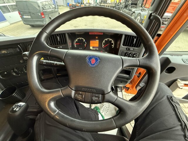 Scania P230 Kehrmaschine Johnston VT605- 6 M³ - Autočistilica: slika 2 Scania P230 Kehrmaschine Johnston VT605- 6 M³ - Autočistilica: slika 2