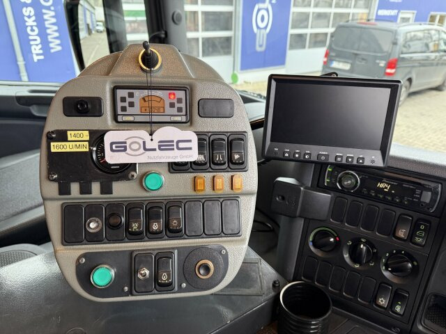 Scania P230 Kehrmaschine Johnston VT605- 6 M³ - Autočistilica: slika 4 Scania P230 Kehrmaschine Johnston VT605- 6 M³ - Autočistilica: slika 4