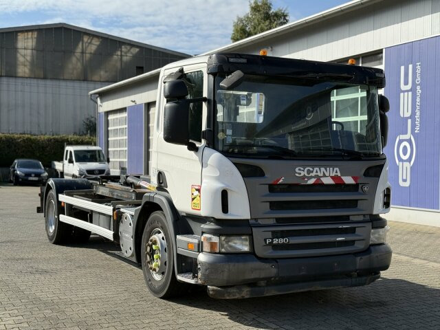 Scania P280 4x2 Abrollkipper Palfinger Knickhaken T15A - Kamion sa hidrauličnom kukom: slika 1 Scania P280 4x2 Abrollkipper Palfinger Knickhaken T15A - Kamion sa hidrauličnom kukom: slika 1