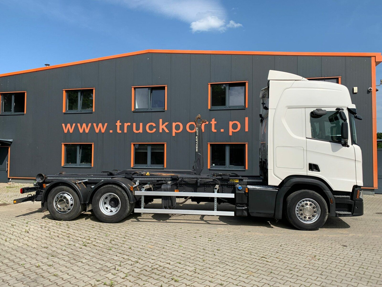 Scania R450 6x2 Abrollkipper MEILLER*Lenkachse Retarder - Kamion sa hidrauličnom kukom: slika 4 Scania R450 6x2 Abrollkipper MEILLER*Lenkachse Retarder - Kamion sa hidrauličnom kukom: slika 4