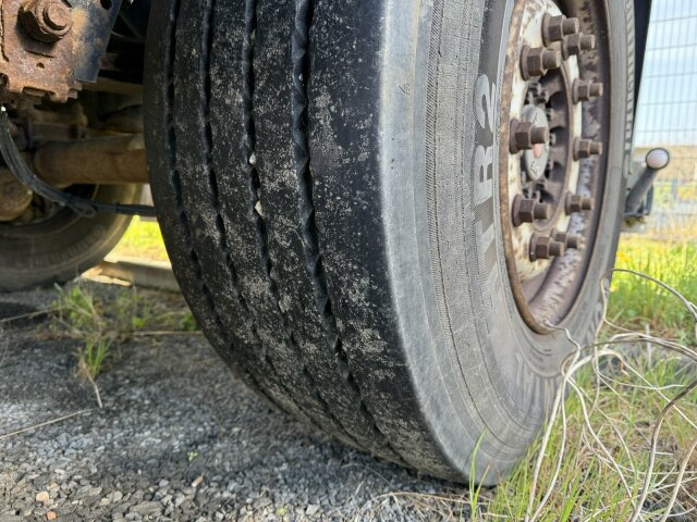 Schmitz Cargobull Gotha AFG 18 Baustoffanhänger 2 Achse - Plato prikolica: slika 4 Schmitz Cargobull Gotha AFG 18 Baustoffanhänger 2 Achse - Plato prikolica: slika 4