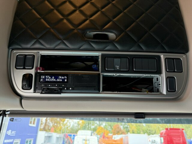 DAF XF480 FT 4x2 SZM Euro 6 ADR - Tegljač: slika 2 DAF XF480 FT 4x2 SZM Euro 6 ADR - Tegljač: slika 2