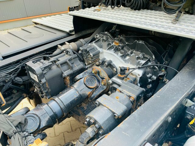 MAN TGS 18.510 4x4 SZM - Kipphyd. Blatt Luft Pritard - Tegljač: slika 3 MAN TGS 18.510 4x4 SZM - Kipphyd. Blatt Luft Pritard - Tegljač: slika 3