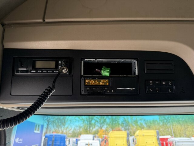 Mercedes-Benz ACTROS 1846 4x4 HAD Eur 6 Kipphydraulik Retarder - Tegljač: slika 4 Mercedes-Benz ACTROS 1846 4x4 HAD Eur 6 Kipphydraulik Retarder - Tegljač: slika 4